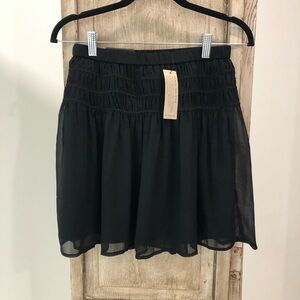 NWT! Super Cute! Banana Republic Smocked Waist Short Skirt